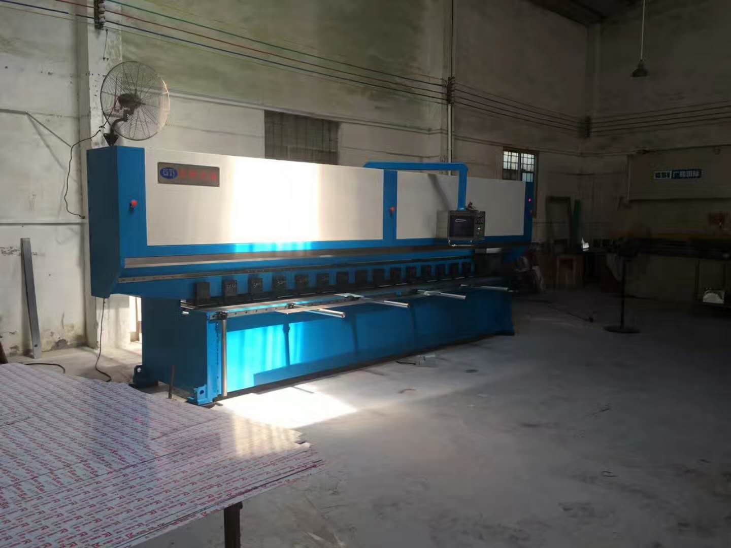 國(guó)輝刨槽機(jī)折彎?rùn)C(jī)熱銷中