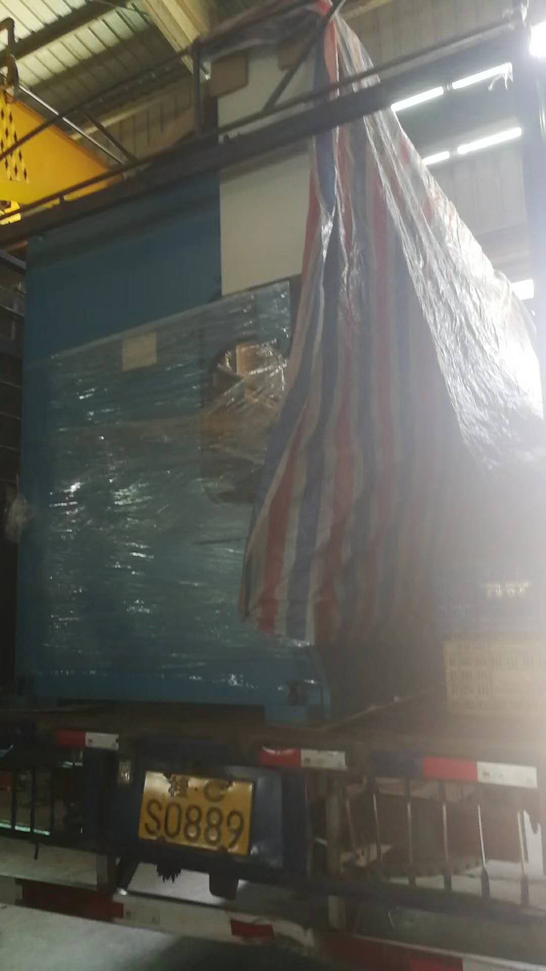 國(guó)輝電液伺服折彎?rùn)C(jī)發(fā)往廣西