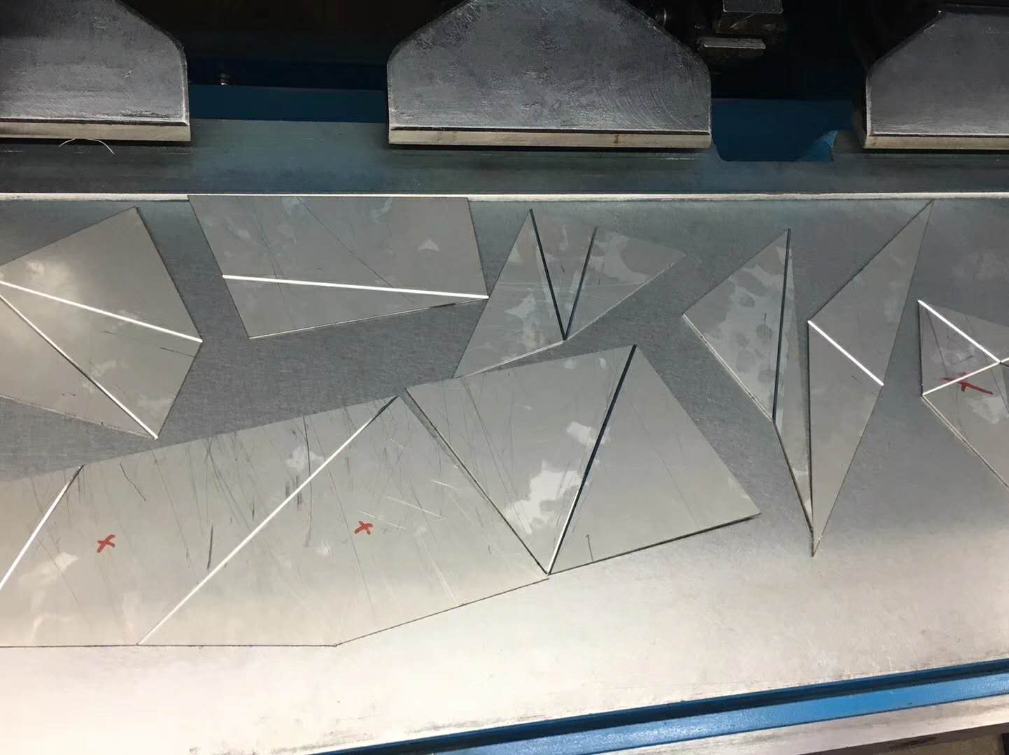 國輝刨槽機已抵達泰國，客戶很滿意